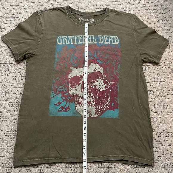 🐢 '24 Grateful Dead Band Retro Look Bertha Large Face Green/Grey Text Lucky Tee - Picture 3 of 11